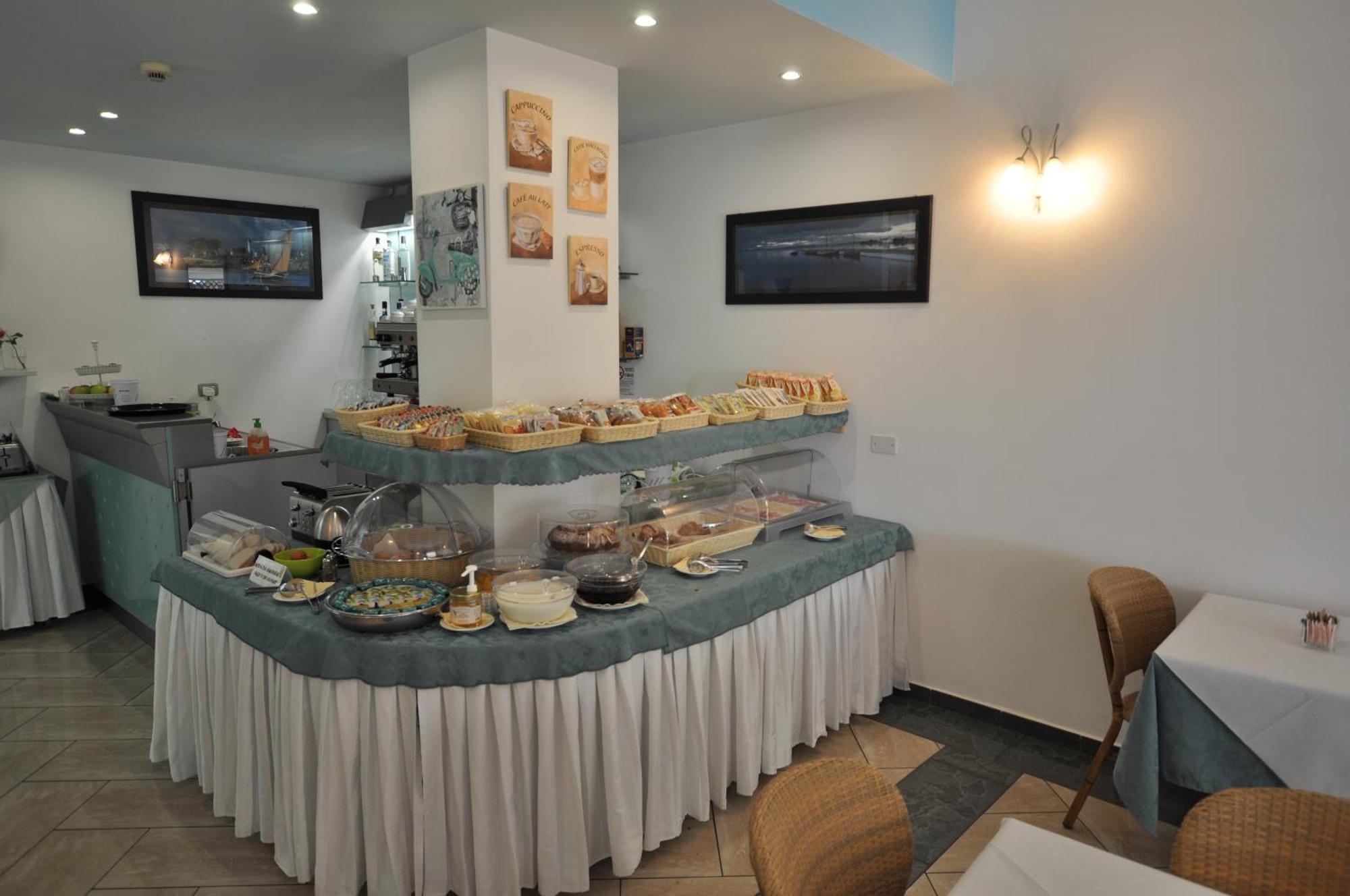 Hotel Mistral Marina di Campo Luaran gambar
