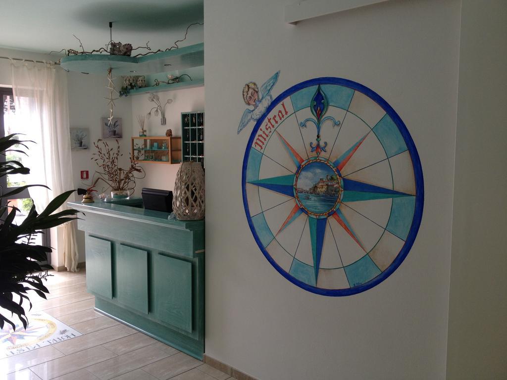 Hotel Mistral Marina di Campo Luaran gambar