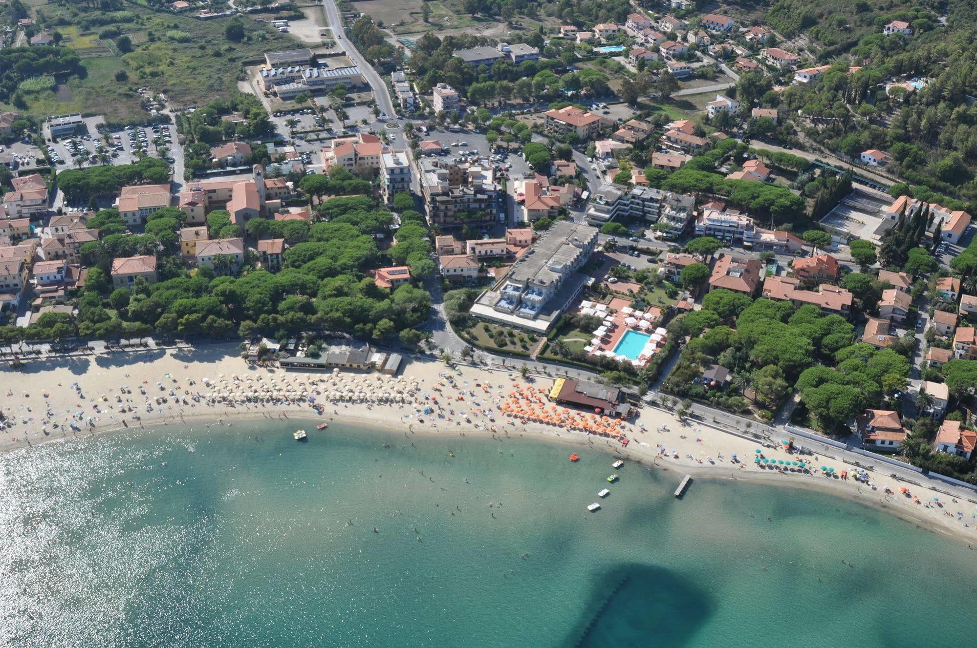 Hotel Mistral Marina di Campo Luaran gambar